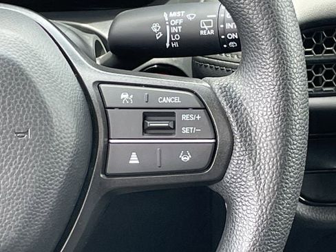 Used 2026 Honda HR-V LX image 13