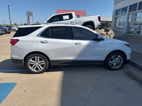 Used 2018 Chevrolet Equinox Premier FWD image 7