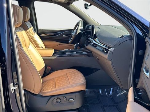 Certified 2023 Cadillac Escalade Sport w/ Touring Package image 22