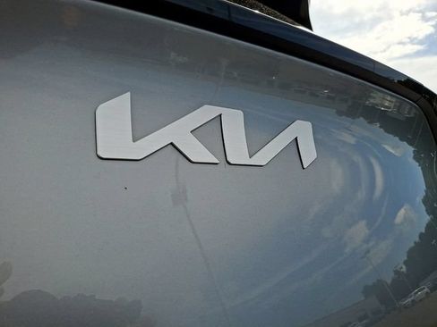 Used 2023 Kia Sportage LX FWD image 28