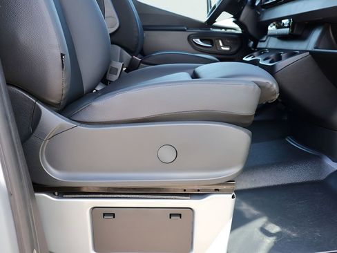 New 2026 Mercedes-Benz Sprinter 2500 image 13