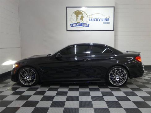 Used 2017 BMW M4 Convertible RWD image 7