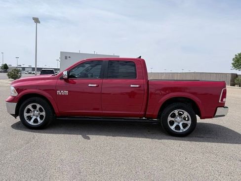 Used 2016 RAM 1500 Laramie AWD/4WD image 9