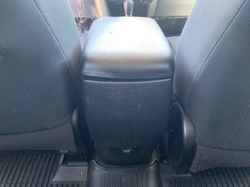Used 2018 Toyota RAV4 LE w/ All Weather Liner Package AWD/4WD image 20