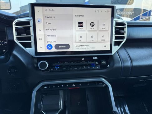 Used 2025 Toyota Tundra Platinum image 39