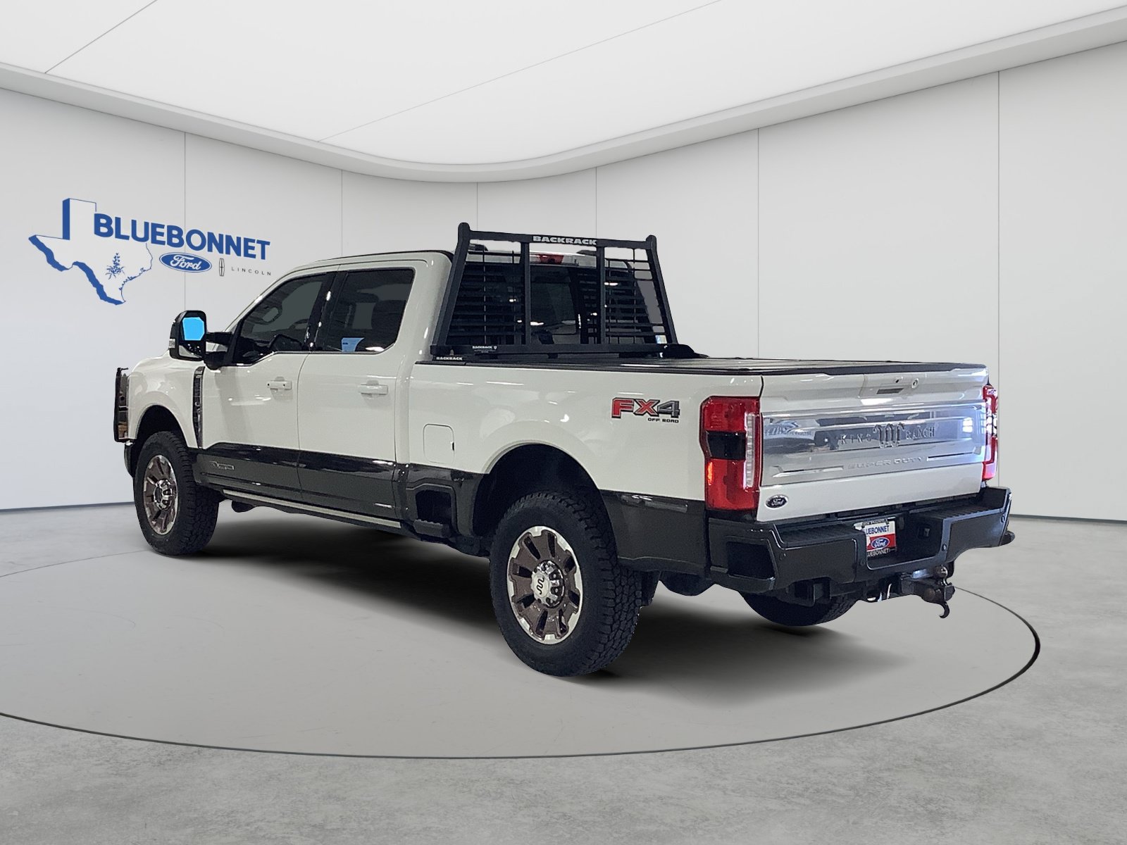 Used 2024 Ford F250 King Ranch w/ FX4 Off-Road Package AWD/4WD image 7