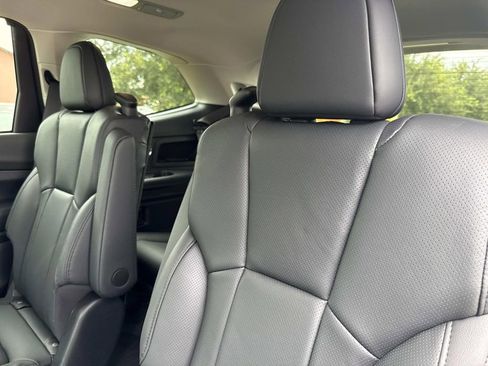 New 2025 Subaru Ascent Bronze Edition image 13