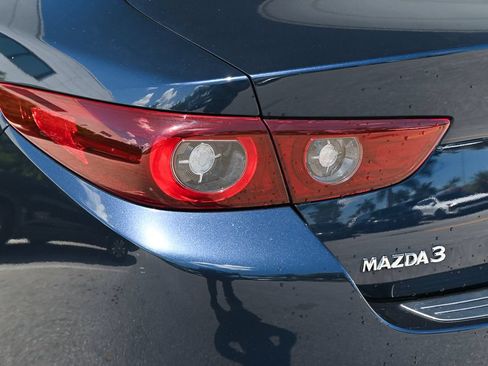 Used 2025 MAZDA MAZDA3 s FWD image 5