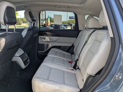 New 2026 Lincoln Nautilus Reserve AWD/4WD image 14