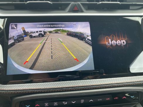 New 2026 Jeep Cherokee Limited image 41