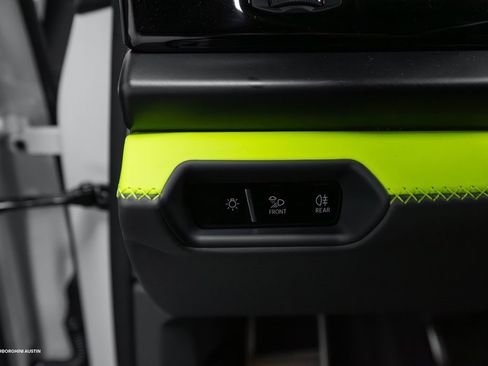 New 2025 Lamborghini Urus SE image 28