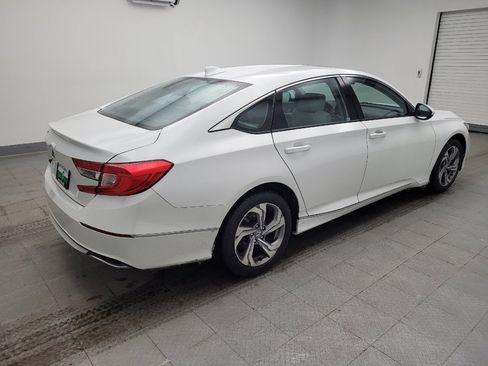 Used 2018 Honda Accord EX image 10