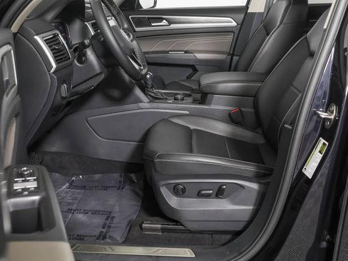 Used 2023 Volkswagen Atlas SE w/ Panoramic Sunroof Package AWD/4WD image 25