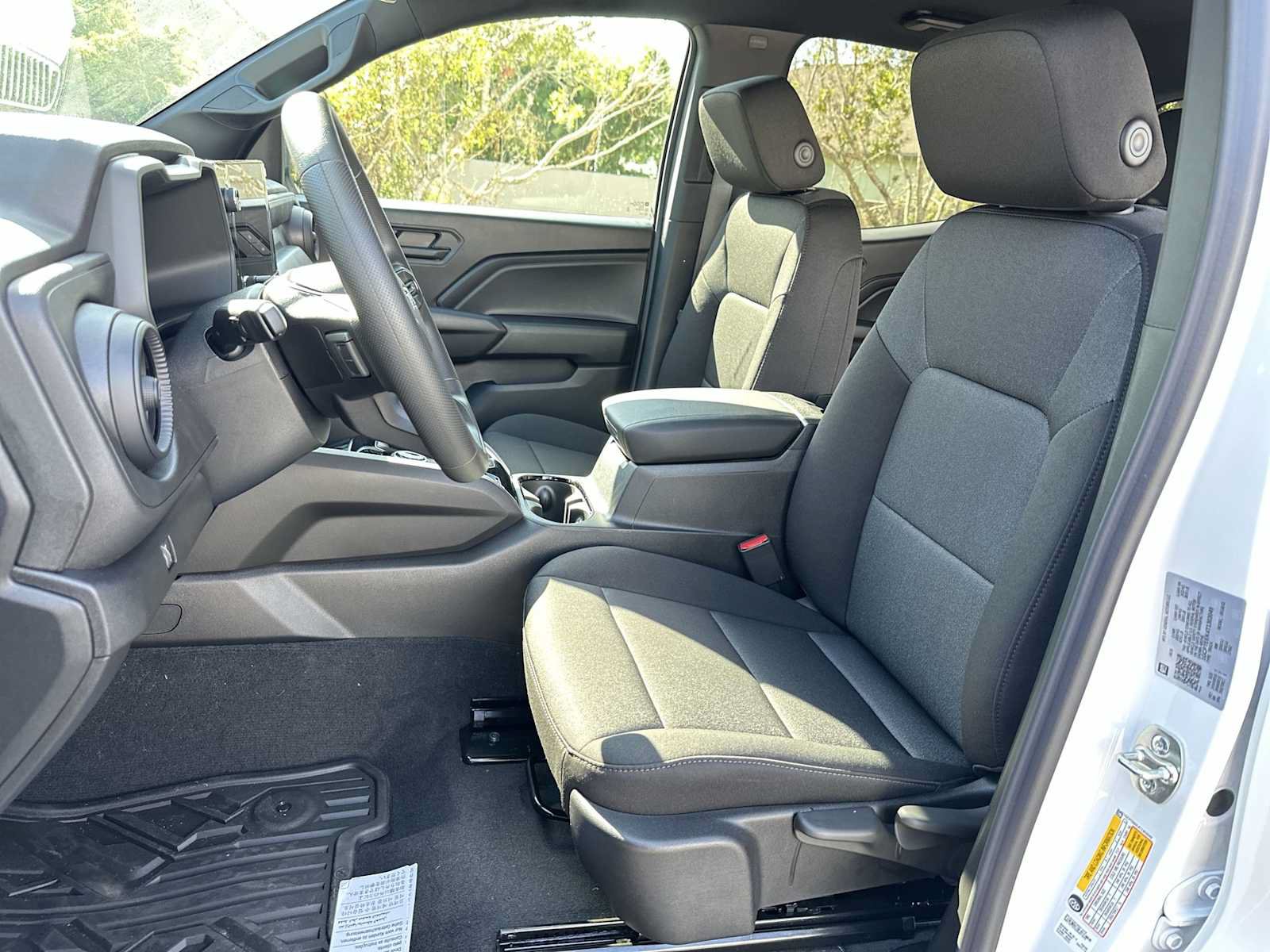 New 2026 Chevrolet Colorado Trail Boss AWD/4WD image 15
