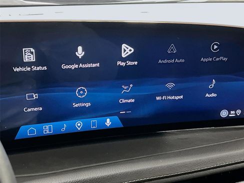 Used 2025 Cadillac XT4 Premium Luxury image 14