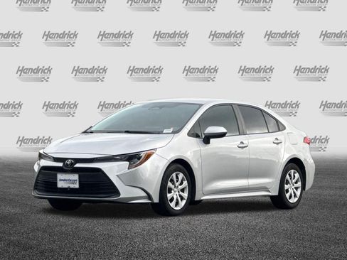 Used 2024 Toyota Corolla LE FWD image 9