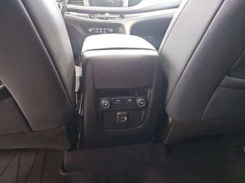 Used 2024 Buick Enclave Essence w/ Experience Buick Package AWD/4WD image 41