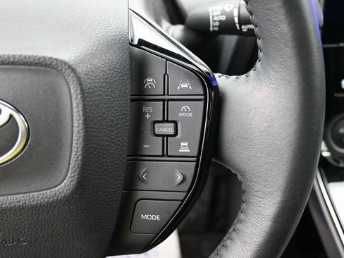 Used 2023 Toyota bZ4X Limited image 20