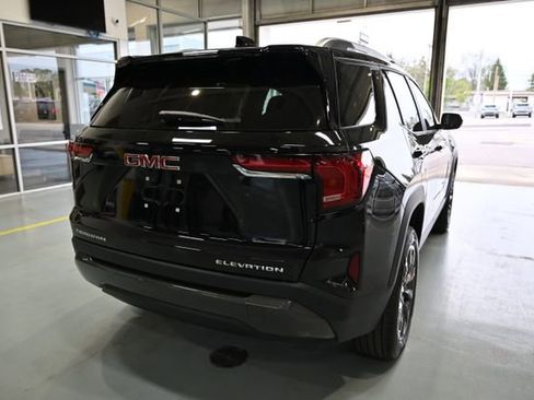 New 2026 GMC Terrain Elevation w/ Elevation Premium Package FWD image 5