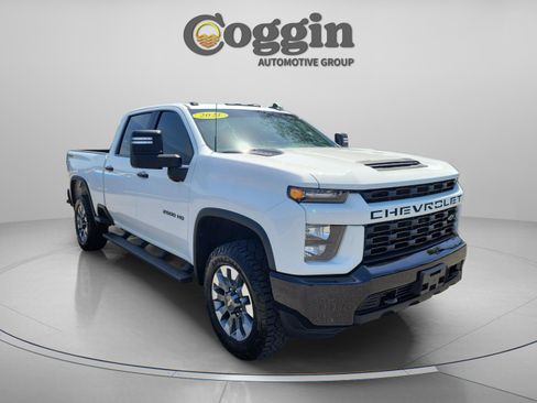 Used 2021 Chevrolet Silverado 2500 Custom w/ Custom Value Package AWD/4WD image 4