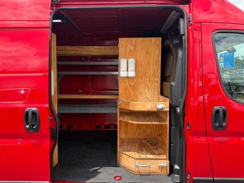 Used 2019 RAM ProMaster 3500 w/ Interior Convenience Group FWD image 10