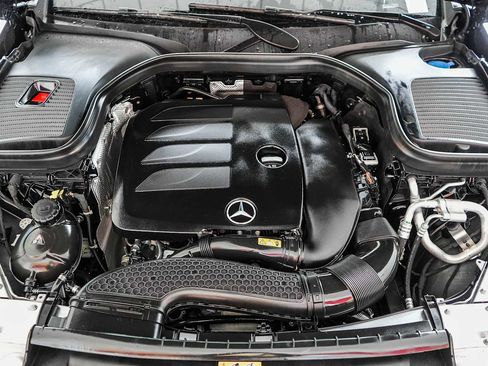 Used 2022 Mercedes-Benz GLC 300 image 26