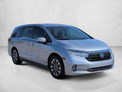 Used 2023 Honda Odyssey EX-L image 3
