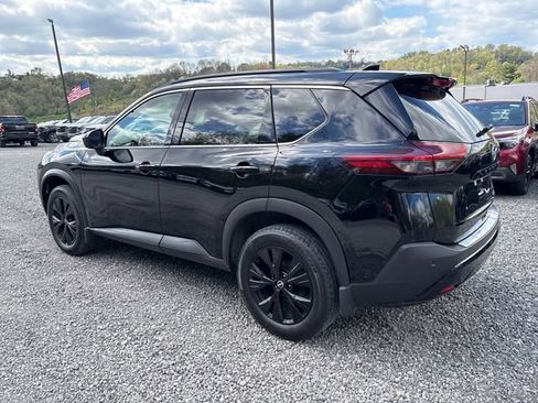 Certified 2023 Nissan Rogue SV w/ SV Premium B Package image 3