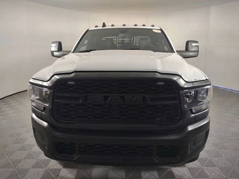 Used 2024 RAM 3500 Tradesman w/ Max Tow Package AWD/4WD image 2