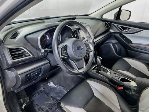 Used 2023 Subaru Crosstrek 2.5i Limited AWD/4WD image 9