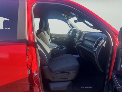 Used 2024 RAM 2500 Big Horn w/ Night Edition image 38