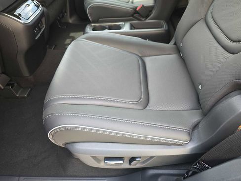 New 2026 INFINITI QX80 Luxe w/ Cargo Package RWD image 16
