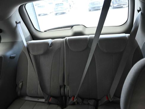 Used 2012 Kia Sedona LX w/ PWR Pkg FWD image 20