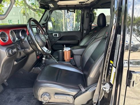 Used 2020 Jeep Wrangler Unlimited Rubicon AWD/4WD image 7