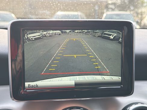 Used 2015 Mercedes-Benz GLA 250 4MATIC image 30