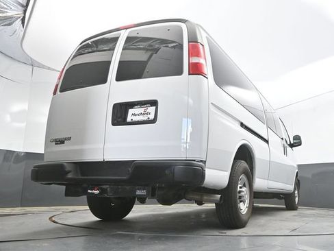 Used 2024 Chevrolet Express 3500 LS RWD image 41