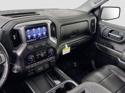 Used 2019 Chevrolet Silverado 1500 LTZ w/ LTZ Premium Package AWD/4WD image 28