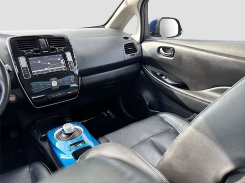 Used 2017 Nissan Leaf SL w/ Premium Package FWD image 24