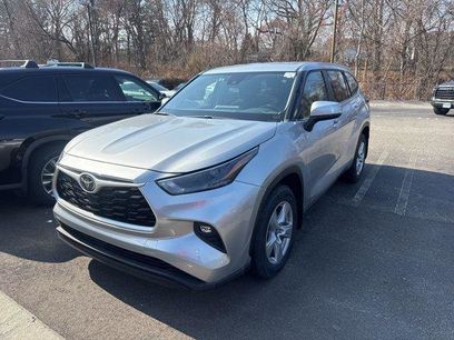 Certified 2024 Toyota Highlander LE