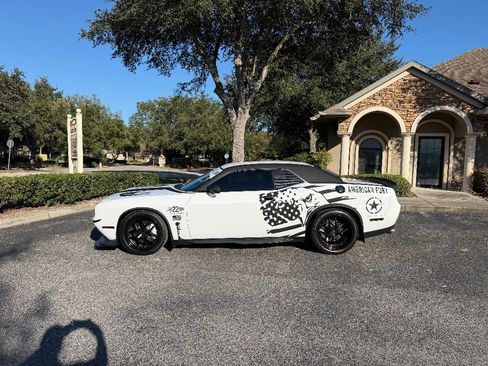 Used 2019 Dodge Challenger R/T Scat Pack image 2