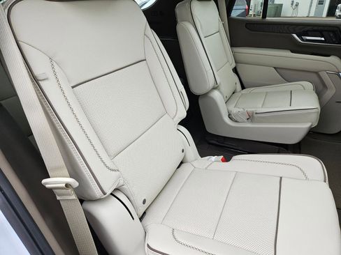 New 2026 GMC Yukon Denali image 30