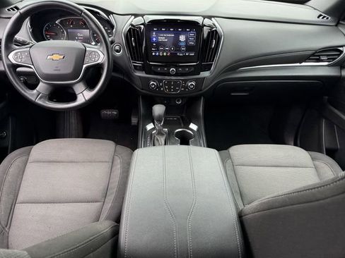 Used 2023 Chevrolet Traverse LT AWD/4WD image 7