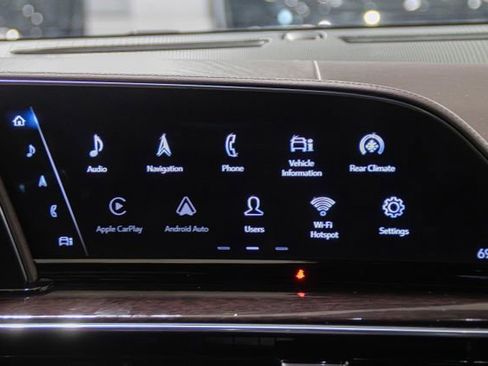 Used 2022 Cadillac Escalade ESV Sport Platinum w/ LPO, ONYX Package image 9