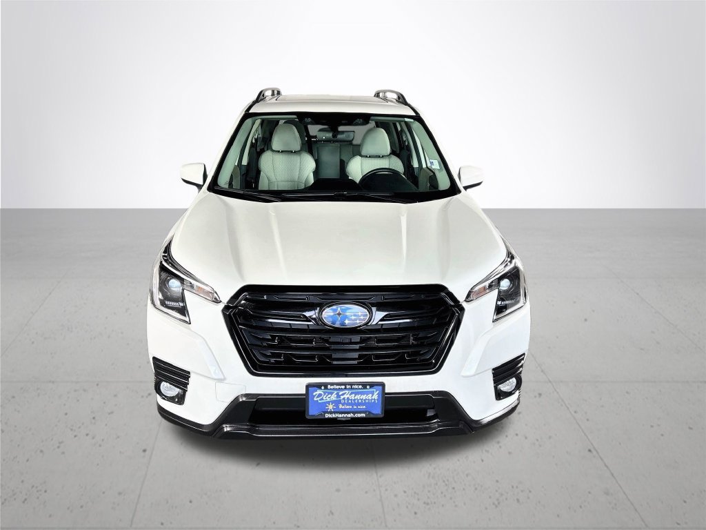 Certified 2023 Subaru Forester Premium AWD/4WD image 3