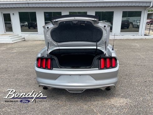 Used 2016 Ford Mustang Convertible RWD image 14