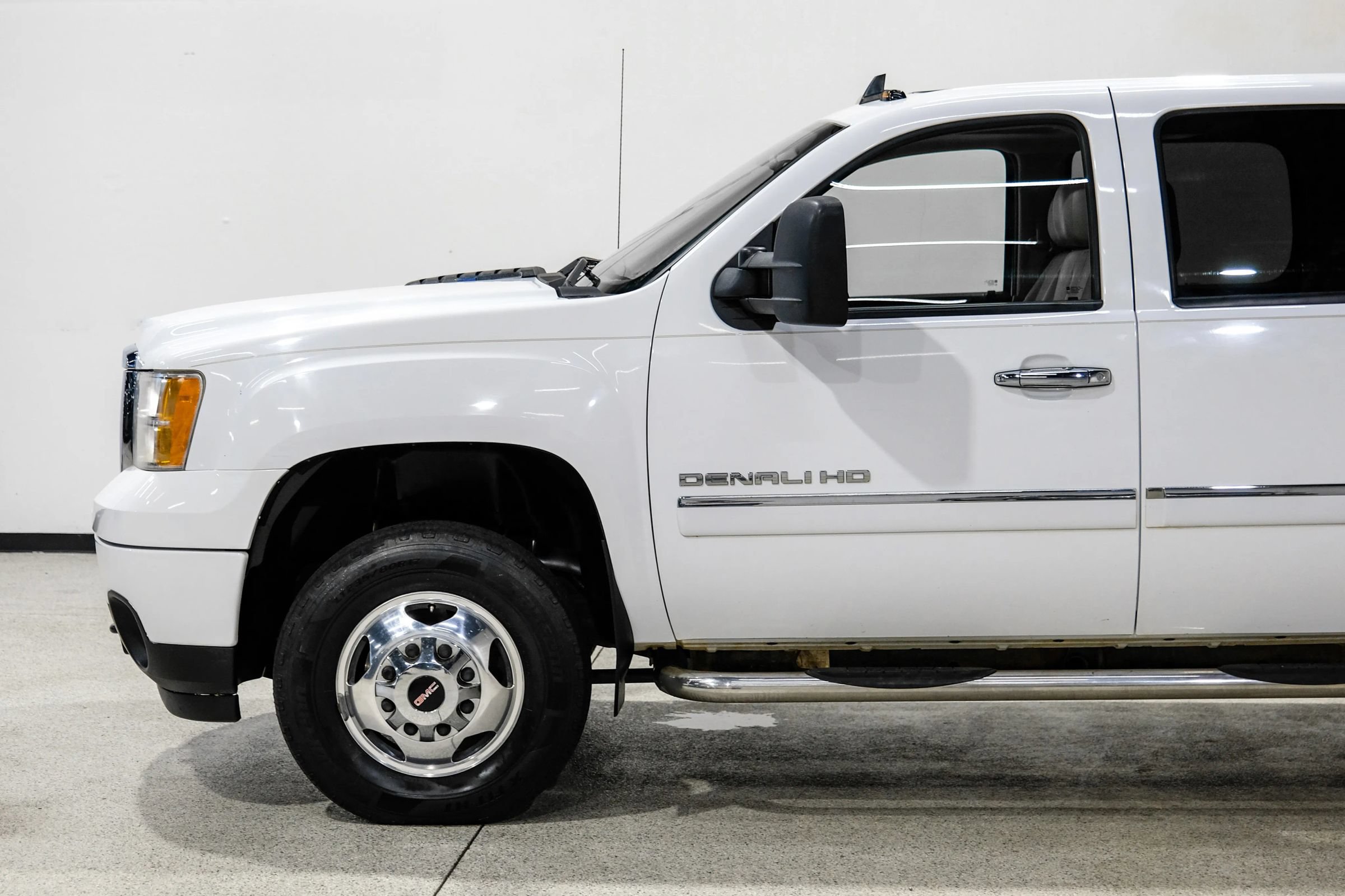 Used 2012 GMC Sierra 3500 Denali AWD/4WD image 10