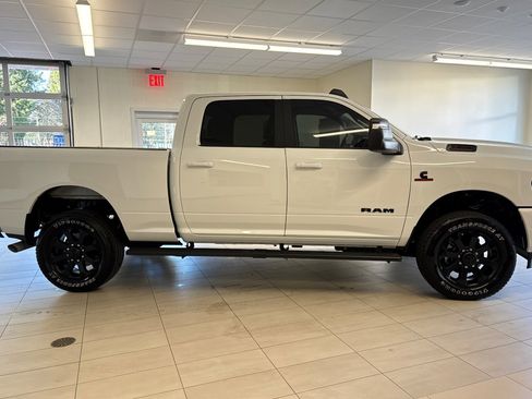 Used 2024 RAM 3500 Big Horn w/ Night Edition image 3