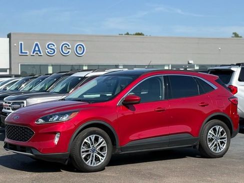 Used 2022 Ford Escape SEL w/ Technology Package AWD/4WD image 1