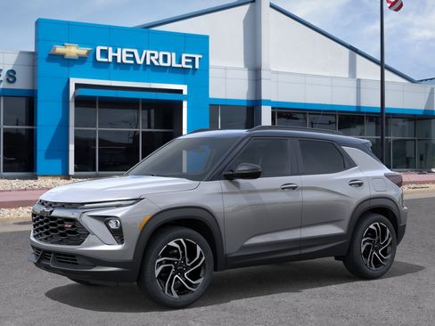 New 2026 Chevrolet TrailBlazer RS FWD image 2