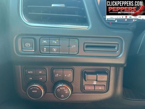 Used 2022 Chevrolet Tahoe RST w/ Luxury Package AWD/4WD image 13